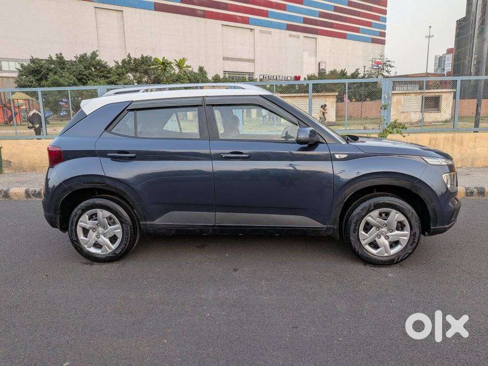 Hyundai Venue S 1.2 Petrol, 2021, Petrol