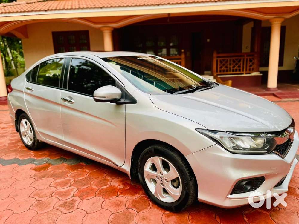 Honda Petrol Automatic 2015 Car