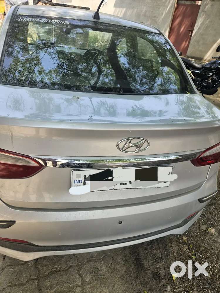 Single Hand Untouched Servicees On Time