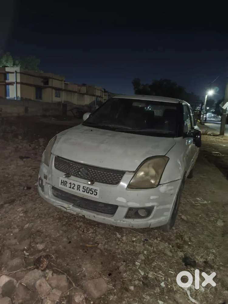 Maruti Suzuki Swift Dzire 2011 Diesel 100000 Km Driven