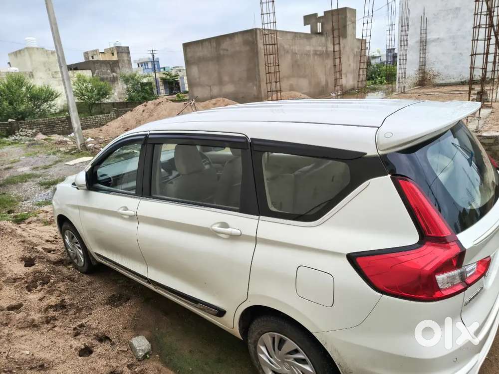 Maruti Suzuki Ertiga Vxi 2023