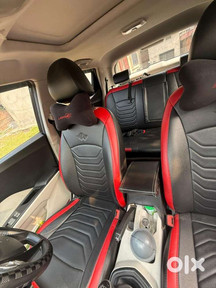 Mahindra Petrol Car 2024
