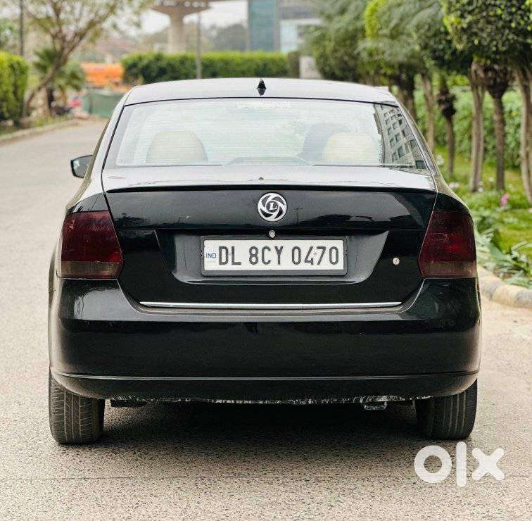 Volkswagen Vento 1.2 Highline Plus At 16 Alloy, 2011, Petrol
