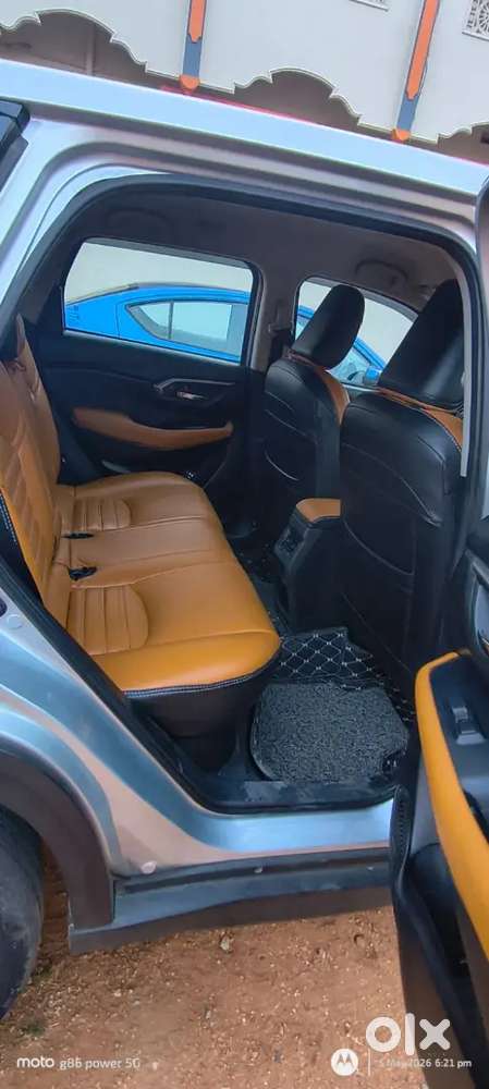 Toyota Urban Cruiser Hyryder 2023 Petrol 62000 Km Driven