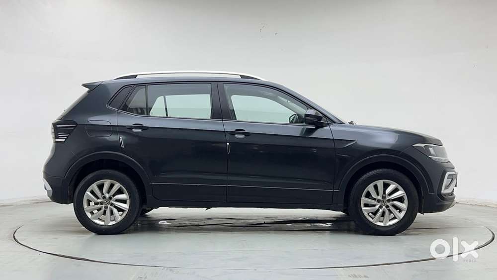 Volkswagen Taigun 1.0 Tsi Highline At, 2022, Petrol