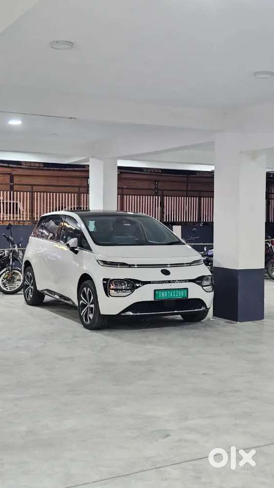 Mg Windsor Pro Ev 2025 Electric 23000 Km Driven