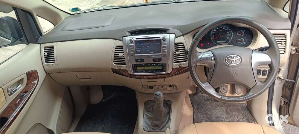 Toyota Innova 2.5 Vx 8 Str, 2014, Diesel