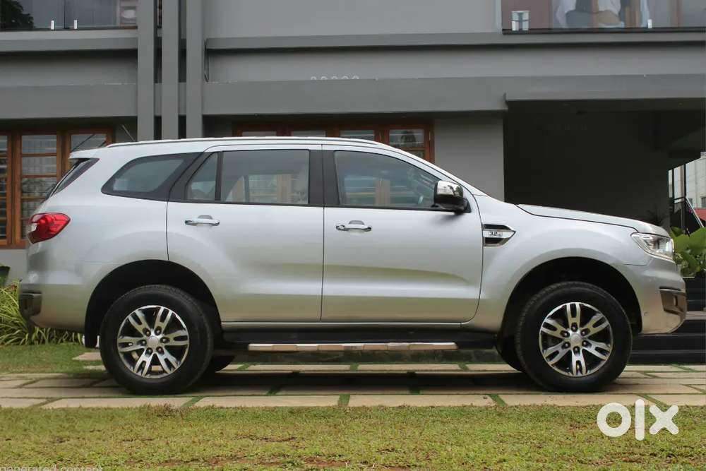 Ford Endeavour 3.2 Titanium 4&times;4