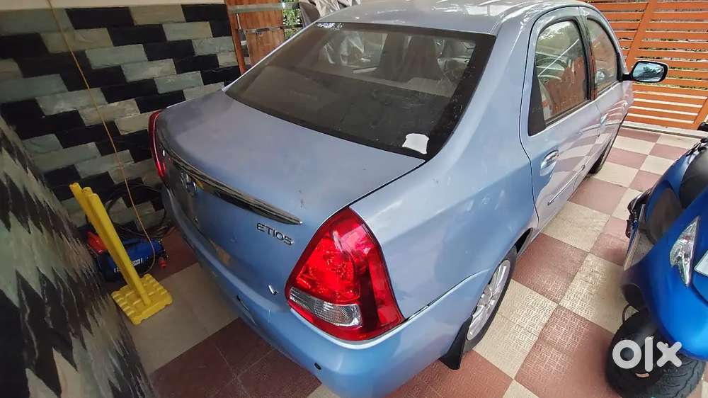 Toyota Etios 1.5v Low Km For Sale