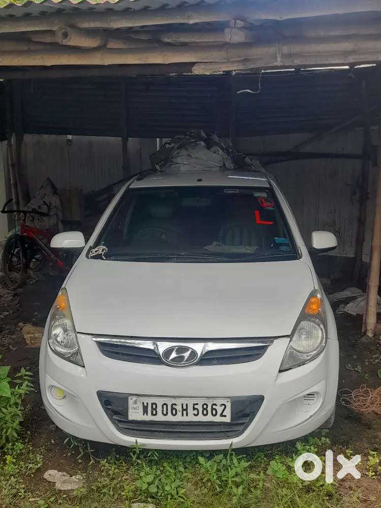 Hyundai I20 1.4 Magna Petrol 2011