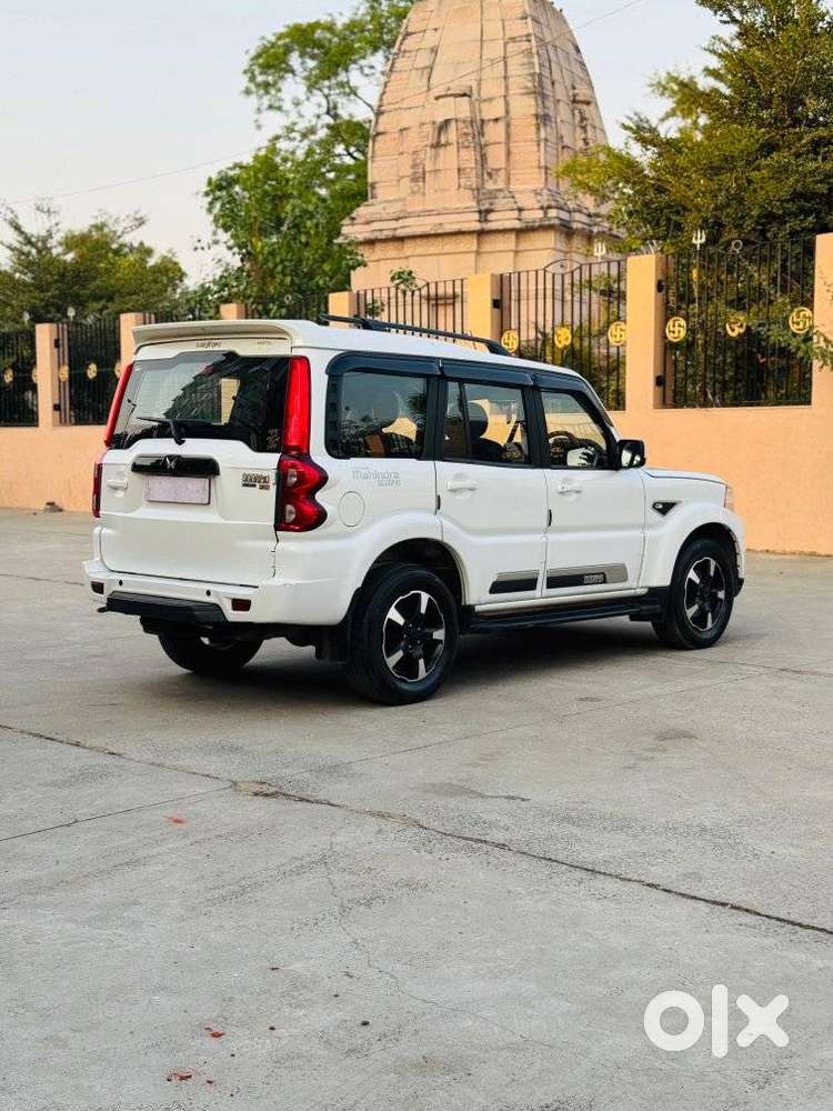 Mahindra Scorpio Classic 2.2 S 11 Mt 7 Cc, 2025, Diesel