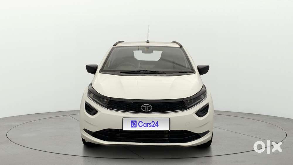 Tata Altroz 1.2 Xe, 2020, Petrol