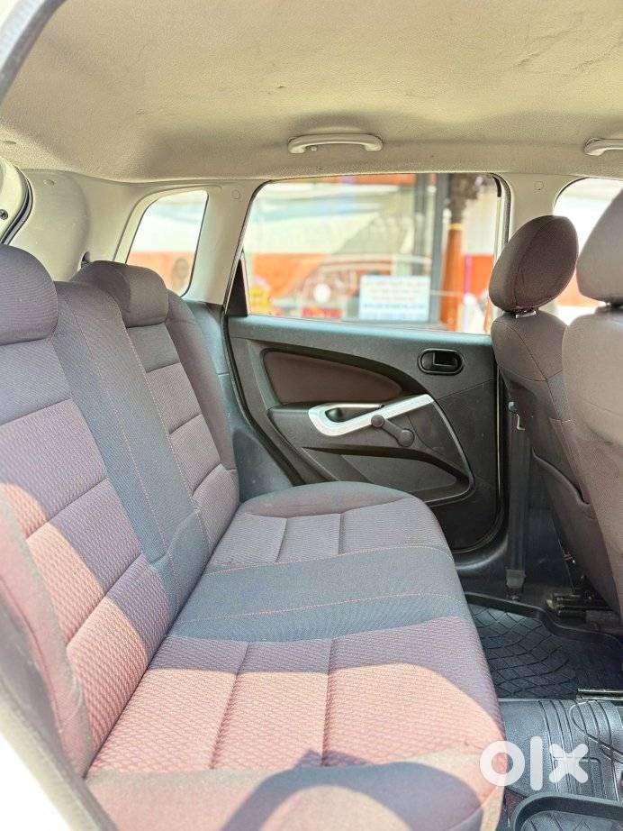 Ford Figo 2010-2012 Petrol Zxi, 2011, Petrol