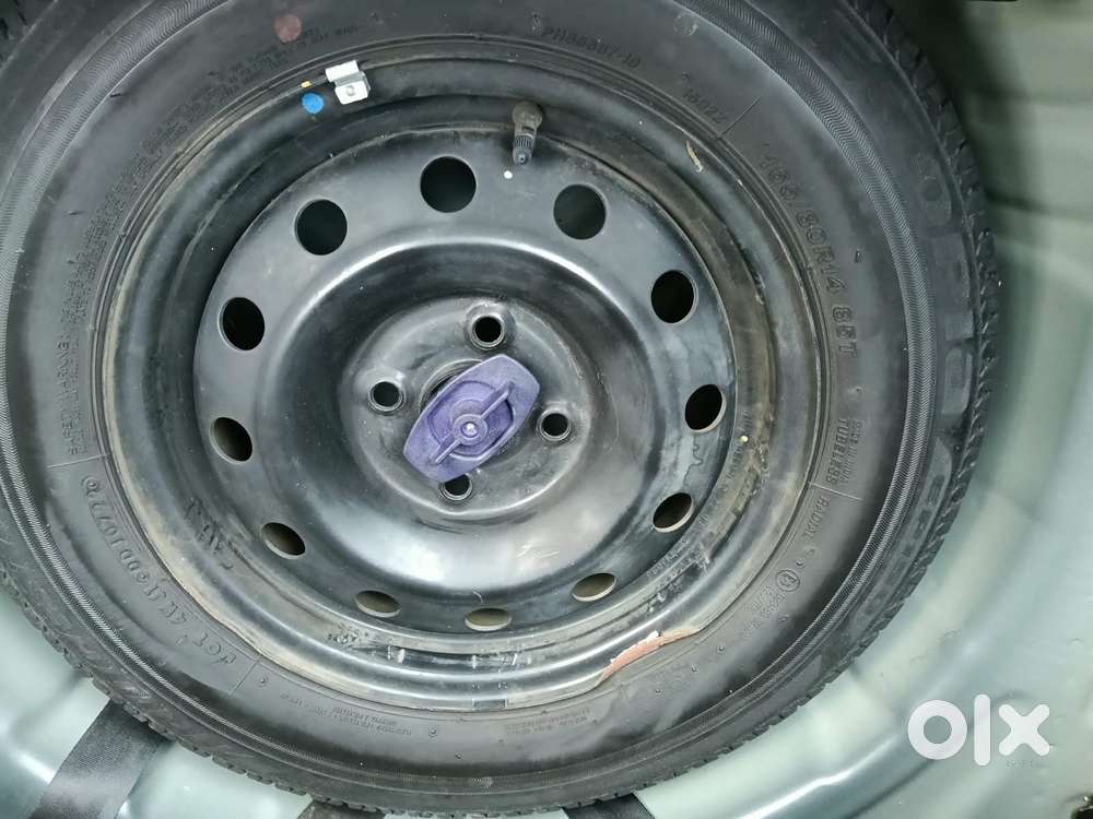 Maruti Suzuki Swift Vxi + Manual, 2022, Petrol