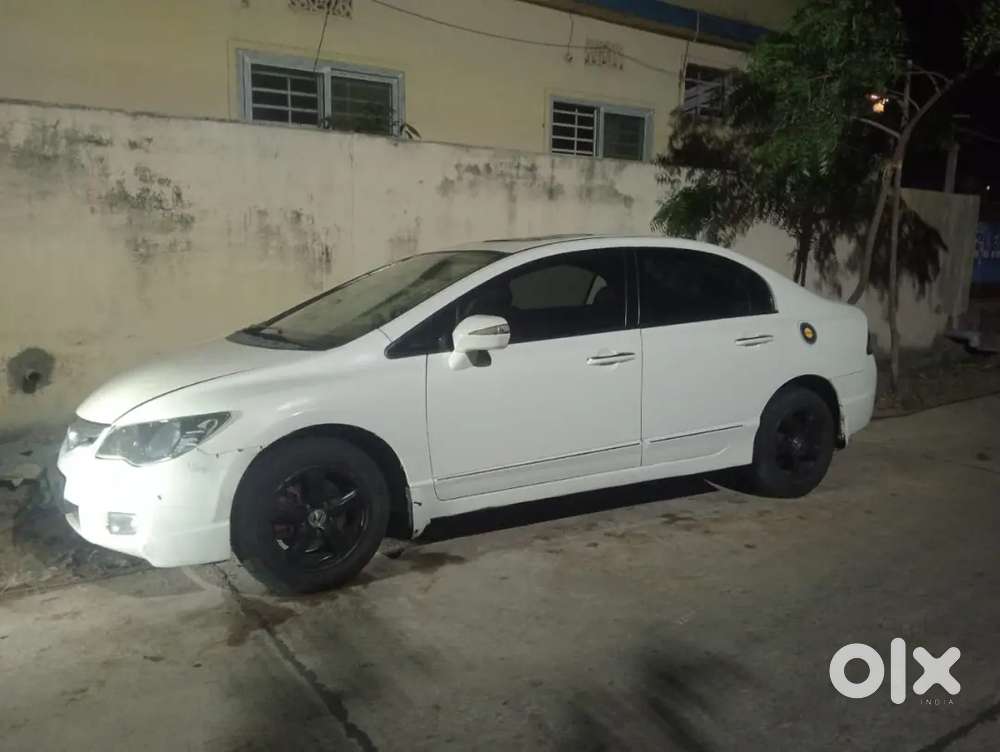 Power Window ,power Selling,cruise Control, Sun Roof,power Mirrors,