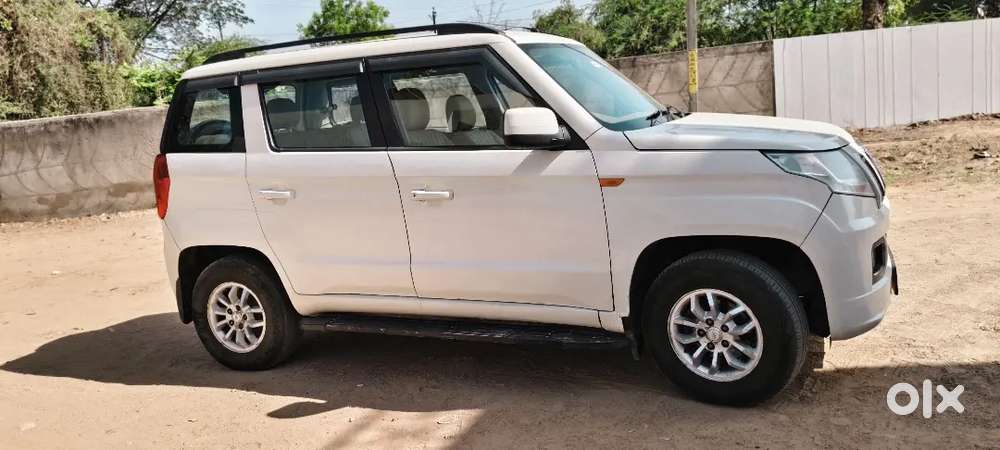 Mahindra Tuv 300 2016 Diesel 73000 Km Driven