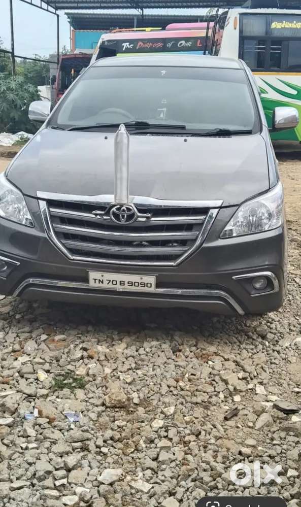Toyota Innova 2011