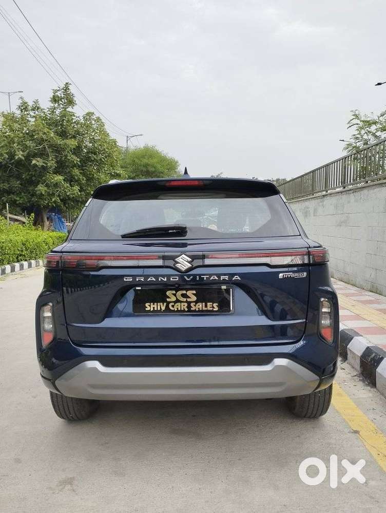Maruti Suzuki Grand Vitara 1.5 Alpha Plus Intelligent Hybrid Ecvt, 2..