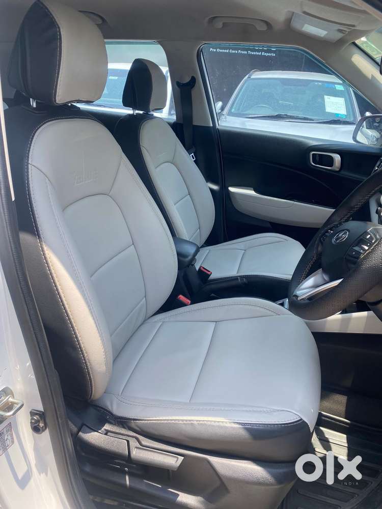 Hyundai Venue, 2023, Petrol
