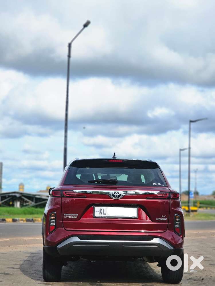 Toyota Urban Cruiser Hyryder 1.5 V Hybrid, 2023, Petrol
