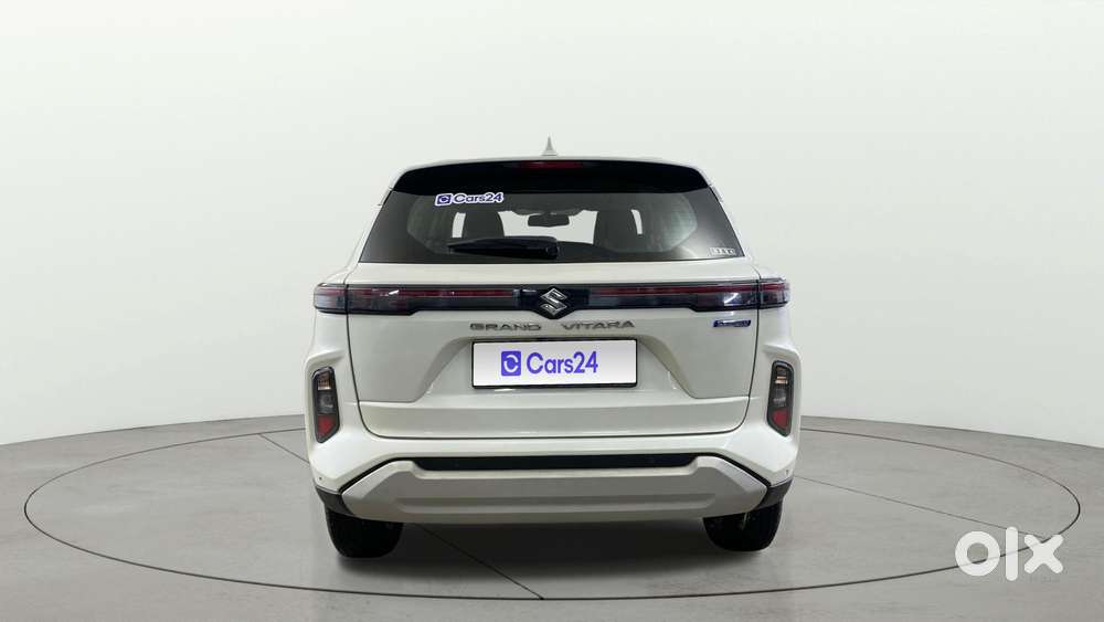 Maruti Suzuki Grand Vitara 1.5 Zeta Smart Hybrid At, 2023, Petrol