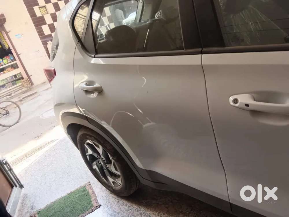 Kia Sonet 2025 Petrol 2800 Km Driven