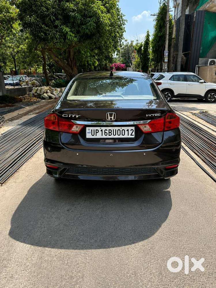 Honda City 2018 V Petrol Push Start Vip Number Keyless Entry New Tyres