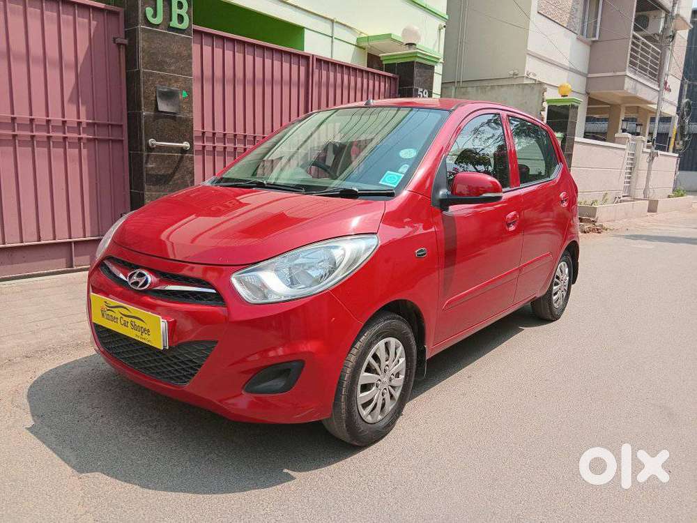 Hyundai I10 Sportz At, 2013, Petrol