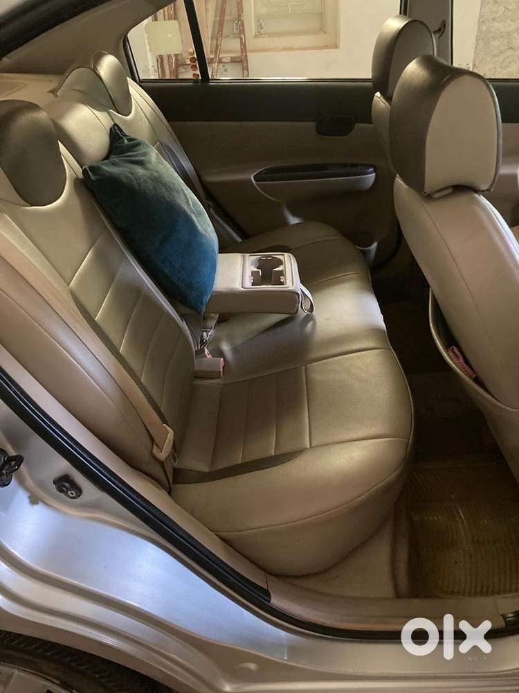 Hyundai Verna Gls 1.6l Vtvt