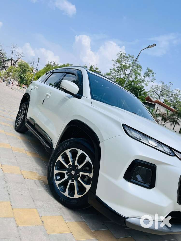 Maruti Suzuki Grand Vitara 1.5 Alpha Plus Intelligent Hybrid Ecvt, 2..