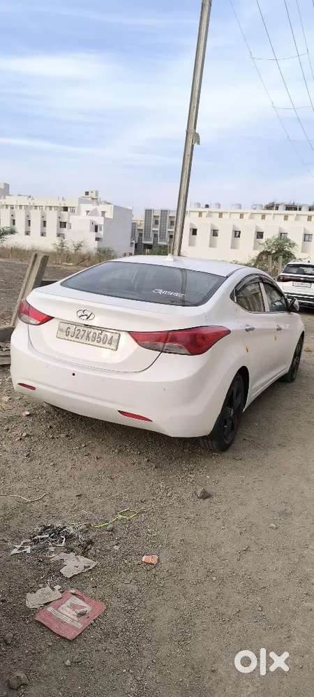 Hyundai Elantra 2012