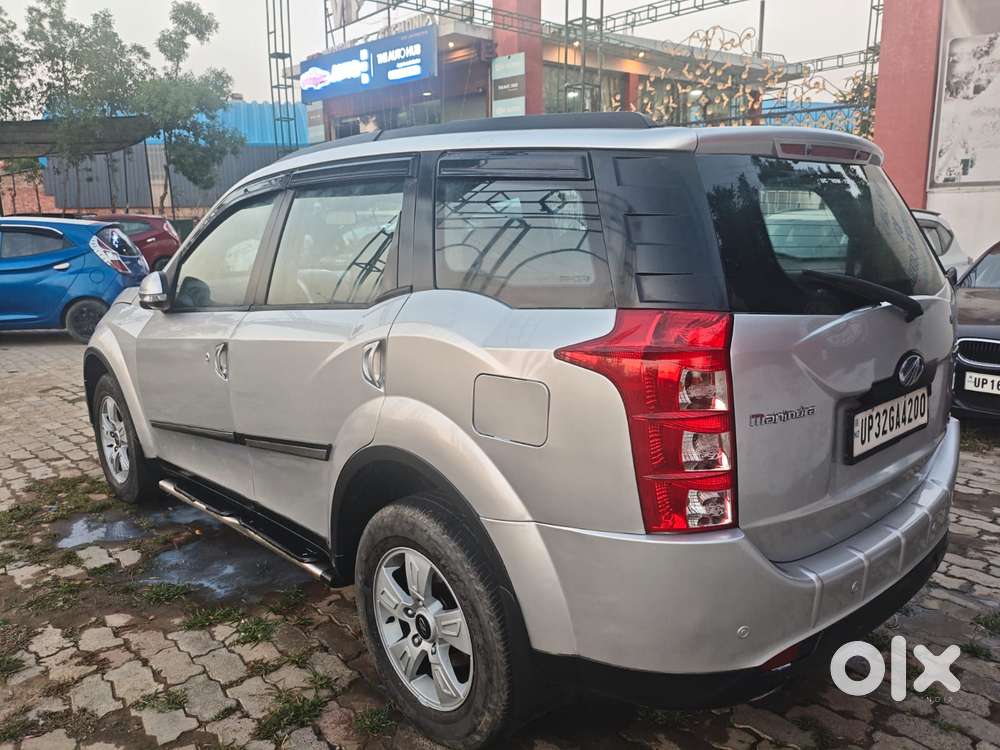 Mahindra Xuv500 W8, 2015