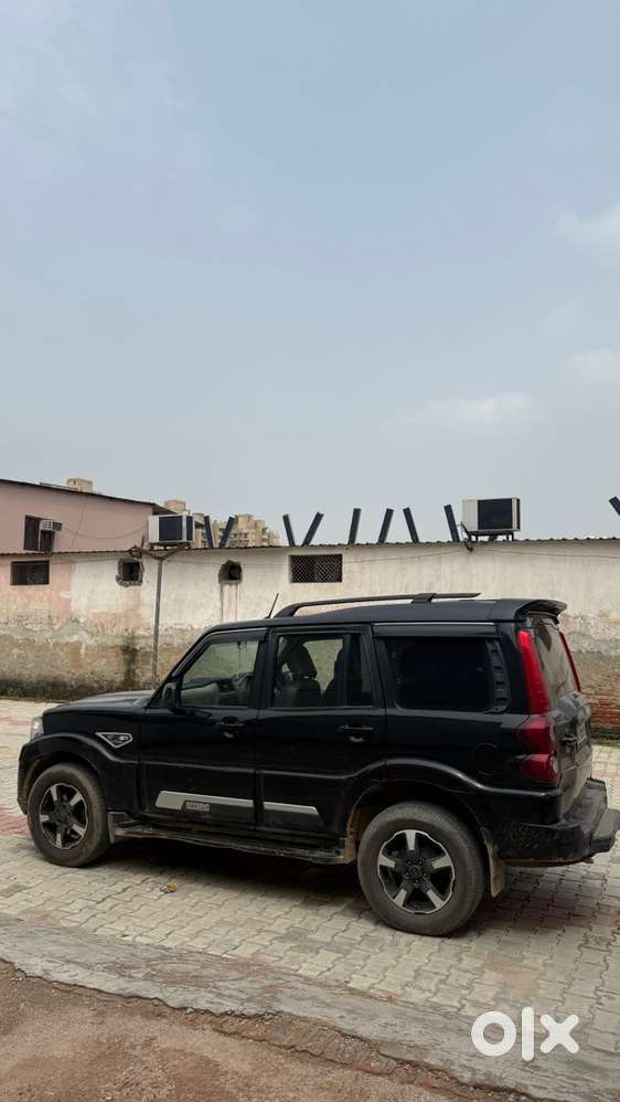 Mahindra Scorpio Classic 2022 S11 Diesel Well Maintained