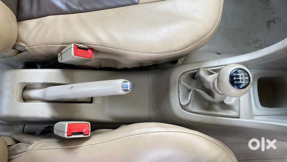 Maruti Suzuki Swift Dzire Vxi 1.2, 2015, Petrol