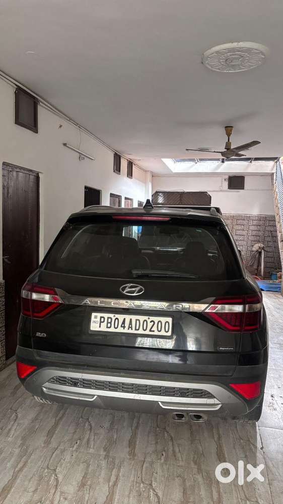 Hyundai Alcazar 2021 Km Driven
