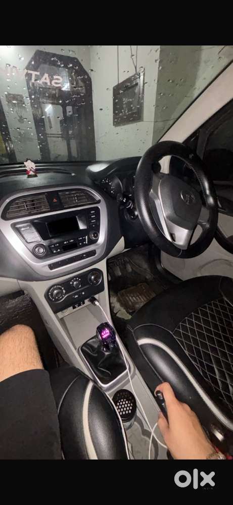 Tata Tiago Petrol 2017