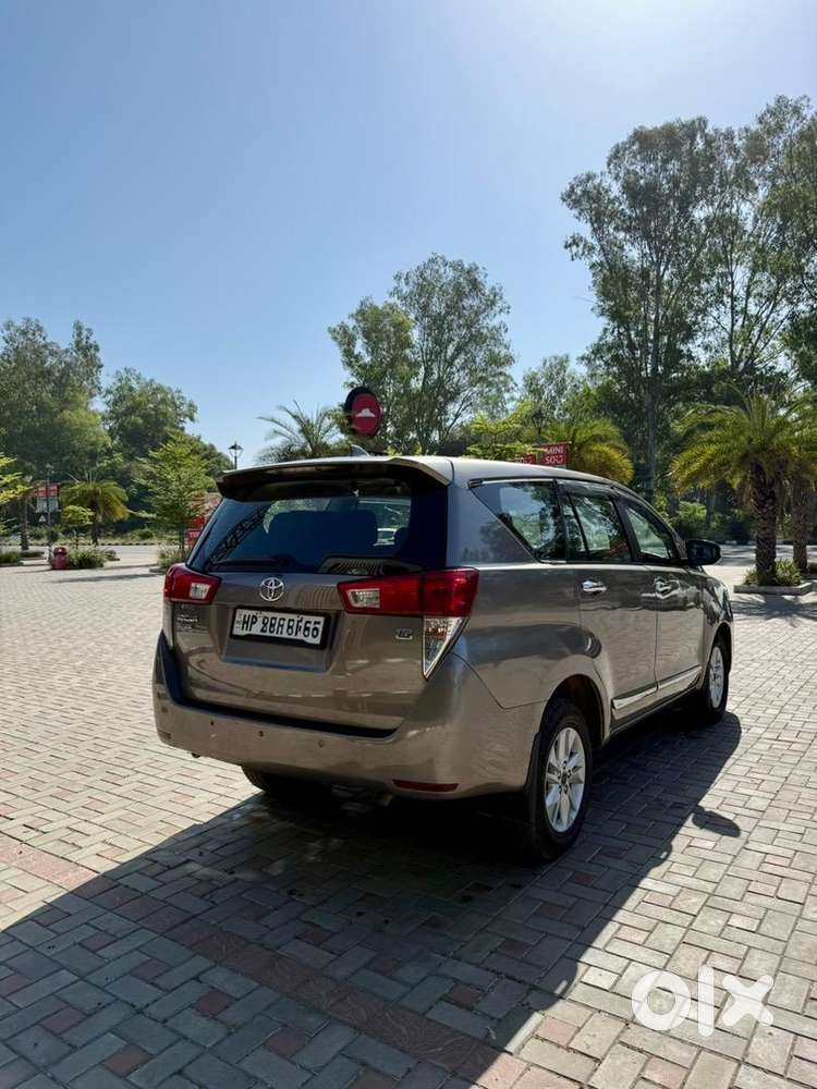 Toyota Innova Crysta 2018