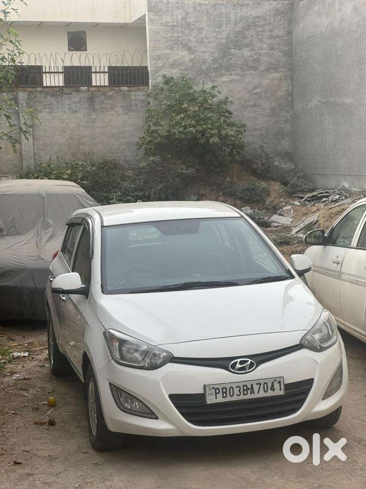 Hyundai I20 2013 Top Model Diesel Good Condition