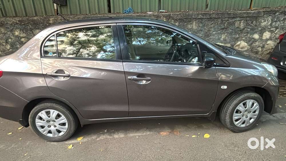 Honda Amaze 2016 Petrol Well Maintained
