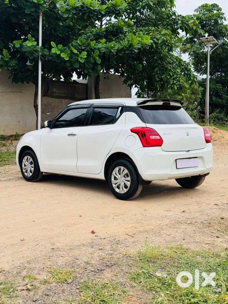 Maruti Suzuki Dzire 1.2 Vxi, 2021, Petrol