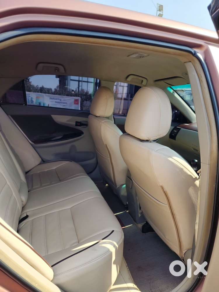 Toyota Corolla Altis 2010