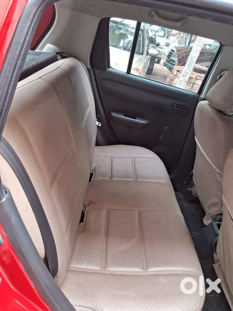 Maruti Suzuki Swift Lxi Bsiv, 2009, Petrol