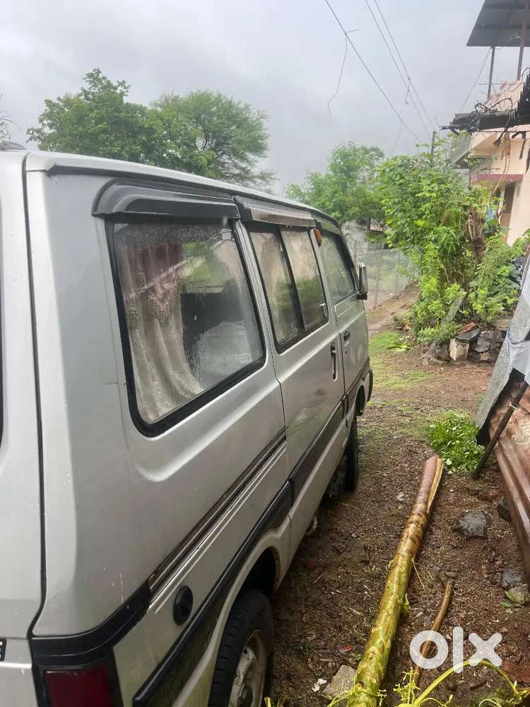 Maruti Suzuki Omni 2010