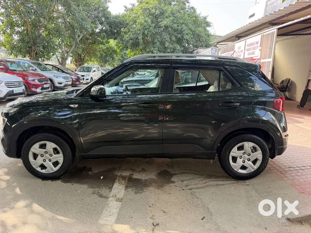 Hyundai Venue S 1.2 Petrol, 2020, Petrol