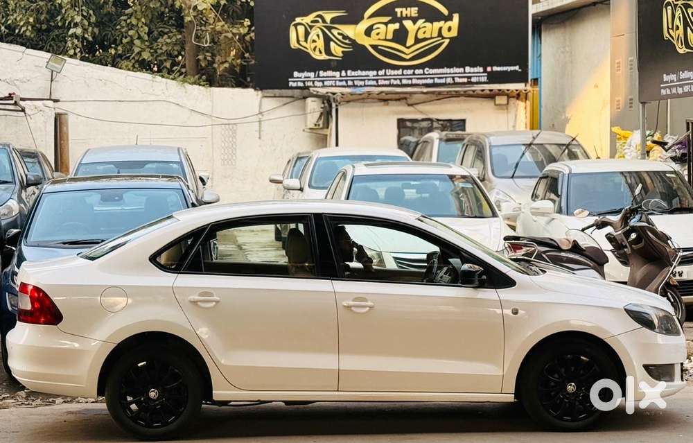 Skoda Rapid Elegance 1.6 Mpfi At, 2015, Petrol