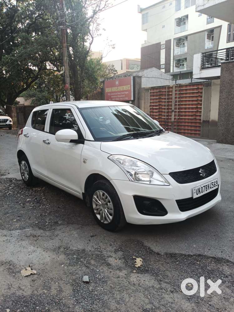 Maruti Suzuki Swift Lxi Optional-o, 2017, Petrol