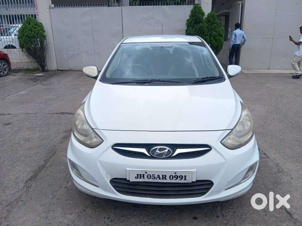 Hyundai Fluidic Verna 1.6 Vtvt Sx, 2012, Petrol