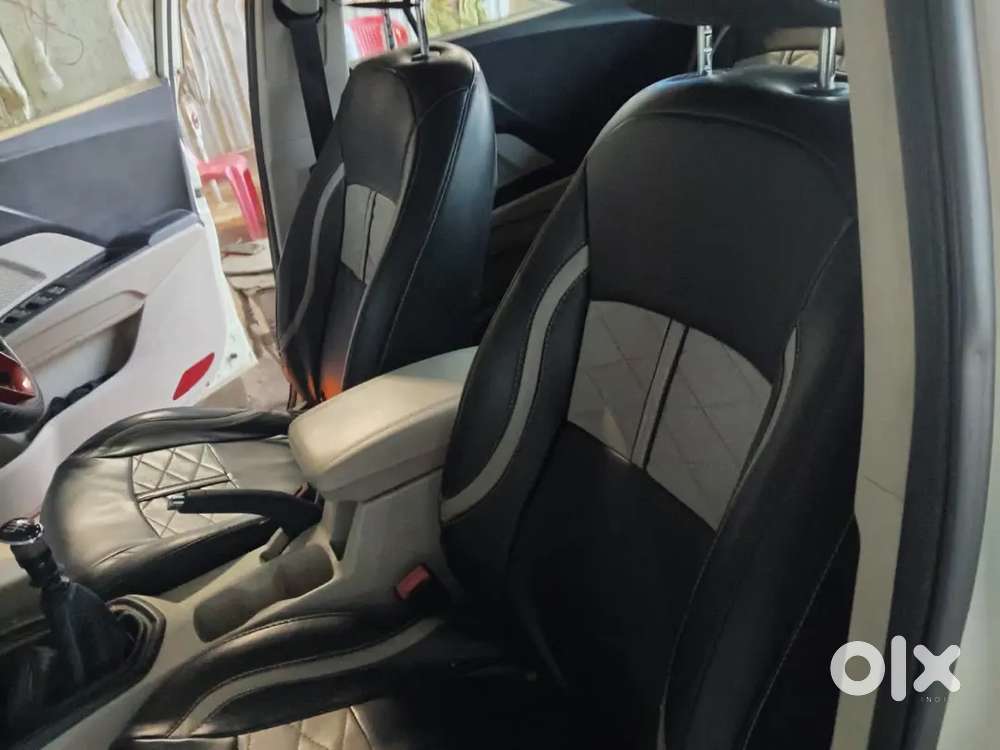 Mahindra Xuv300 1.2 W6 2019