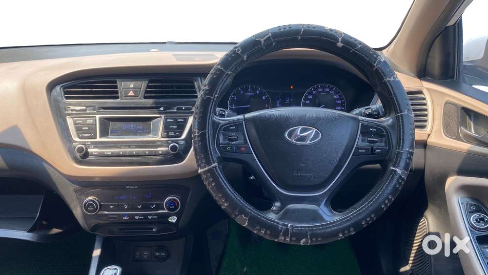 Hyundai Elite I20 Sportz (o) 1.2, 2014, Petrol