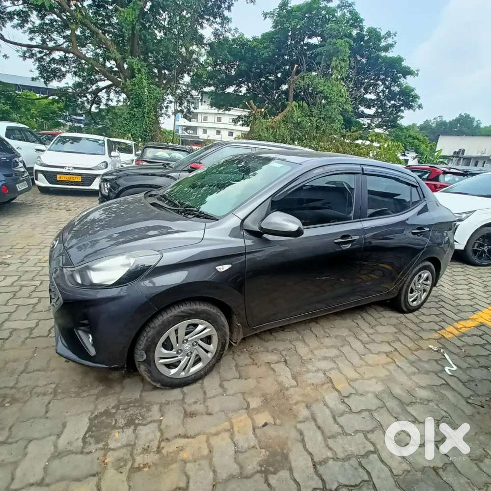 Hyundai  Aura Cng  2022